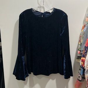 super cute, velvet blouse!